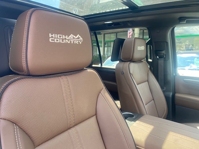 2026 Chevrolet Suburban High Country - Photo 7