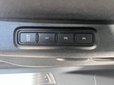 2023 Volkswagen Atlas Cross Sport 3.6L V6 SEL Premium R-Line