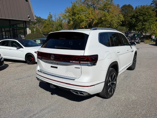 2024 Volkswagen Atlas 2.0T SEL Premium R-Line