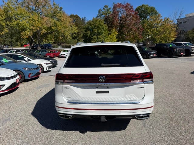 2024 Volkswagen Atlas 2.0T SEL Premium R-Line