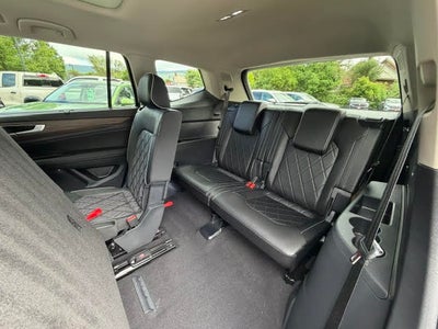 2025 Volkswagen Atlas 2.0T SEL Premium R-Line