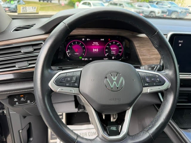 2025 Volkswagen Atlas 2.0T SEL Premium R-Line
