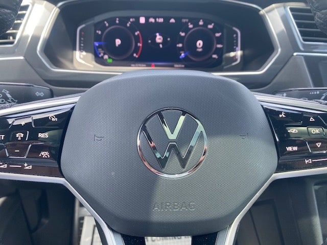 2022 Volkswagen Tiguan SEL R-Line