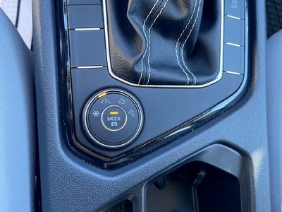 2025 Volkswagen Taos S