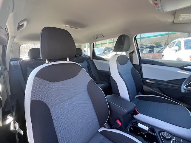 2025 Volkswagen Taos S