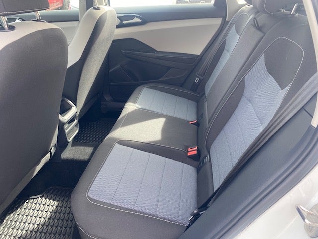 2025 Volkswagen Taos S