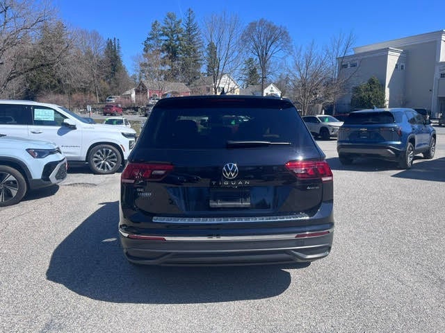 2023 Volkswagen Tiguan SE