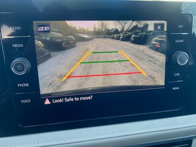 2025 Volkswagen Taos SE