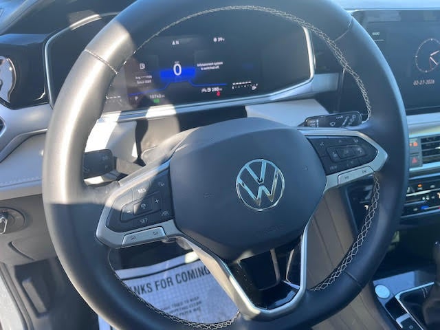 2025 Volkswagen Taos SE