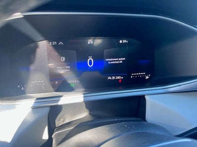 2025 Volkswagen Taos SE