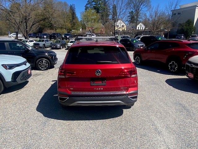 2024 Volkswagen Taos SE
