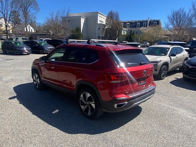 2024 Volkswagen Taos SE