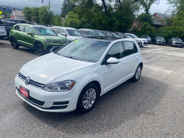 2016 Volkswagen Golf TSI S