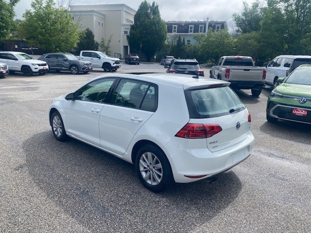 2016 Volkswagen Golf TSI S
