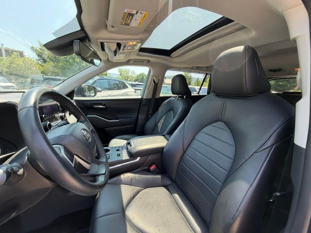 2023 Toyota Highlander Hybrid XLE