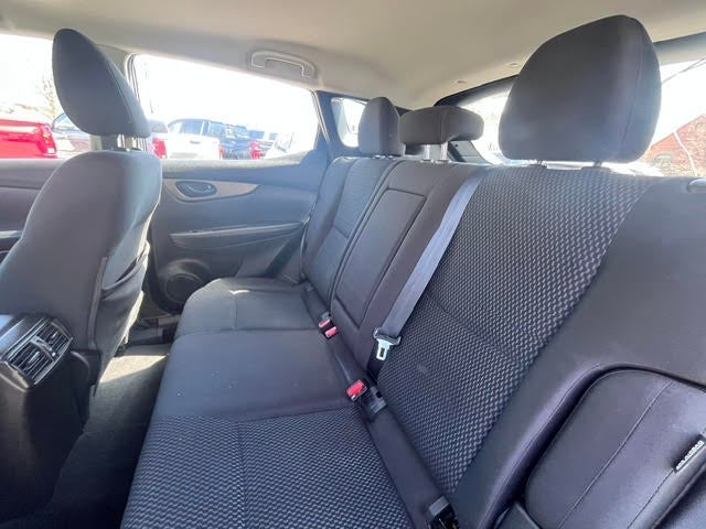 2022 Nissan Rogue Sport S