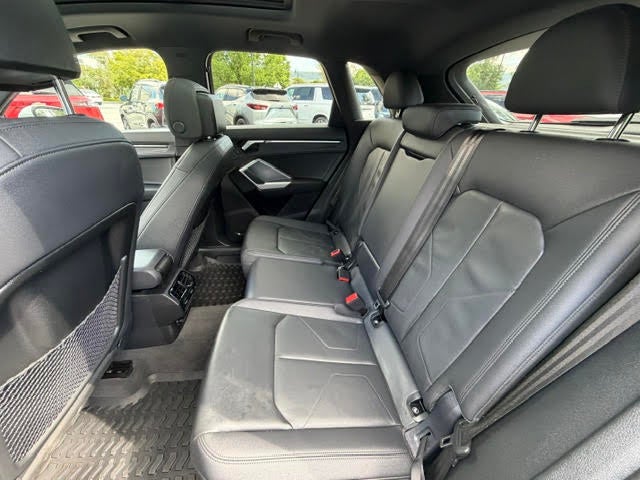 2024 Audi Q3 S line Premium