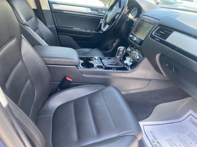 2016 Volkswagen Touareg Lux