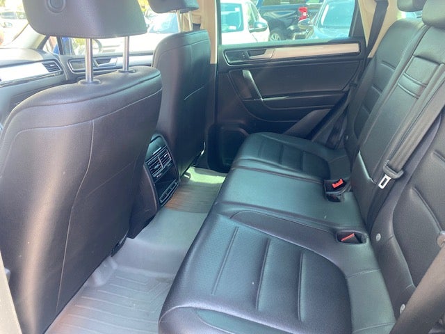2016 Volkswagen Touareg Lux