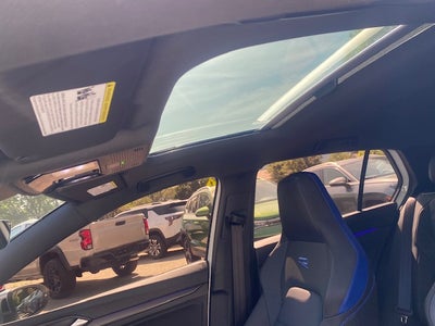 2023 Volkswagen Golf R Base