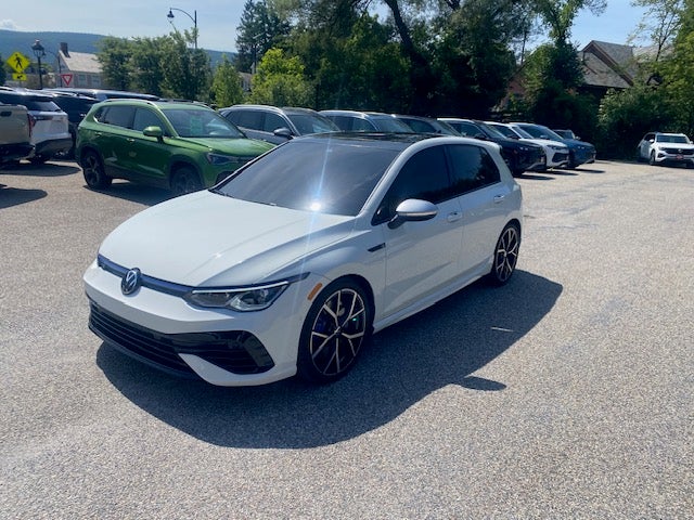2023 Volkswagen Golf R Base