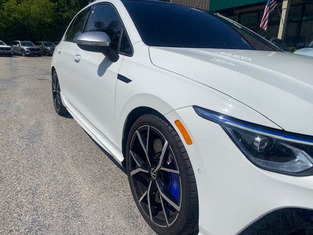 2023 Volkswagen Golf R Base