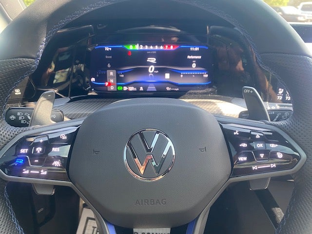 2023 Volkswagen Golf R Base
